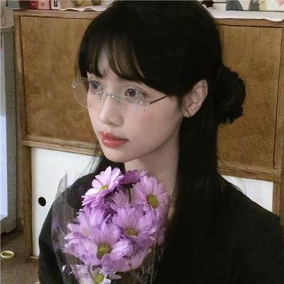 荒林艳骨